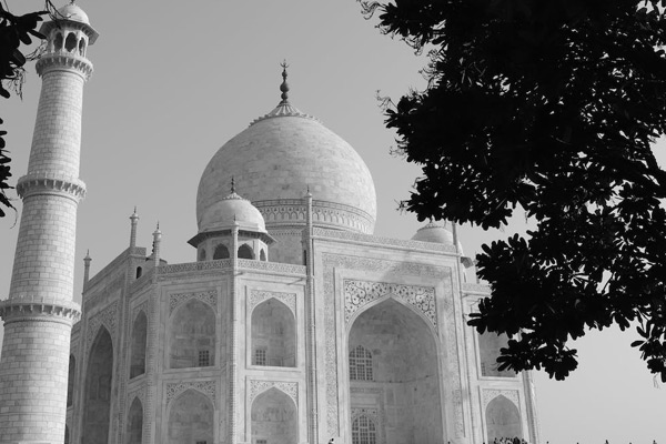 taj mahal india one of the best places to visit on india tours